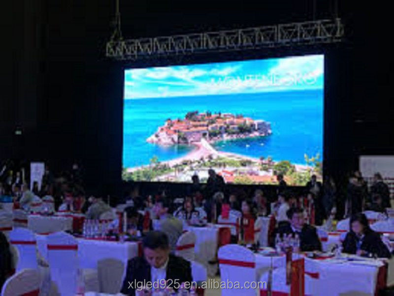 Thuê thực tế màn hình tường video, màn hình LED chống nước Cho thuê sân khấu