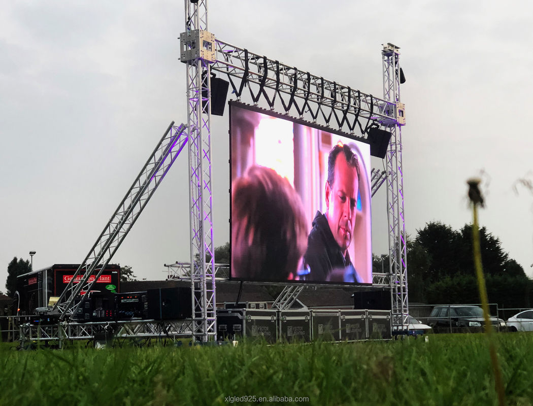 Thuê thực tế màn hình tường video, màn hình LED chống nước Cho thuê sân khấu