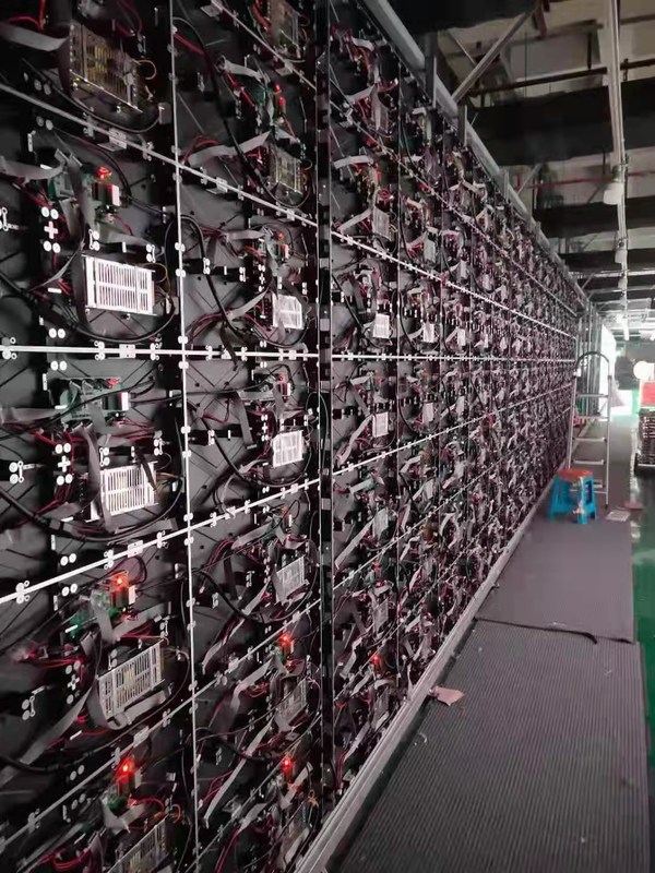 Màn hình hiển thị LED trong nhà đa cảnh 1200cd / sqm cho sân khấu nhà thờ