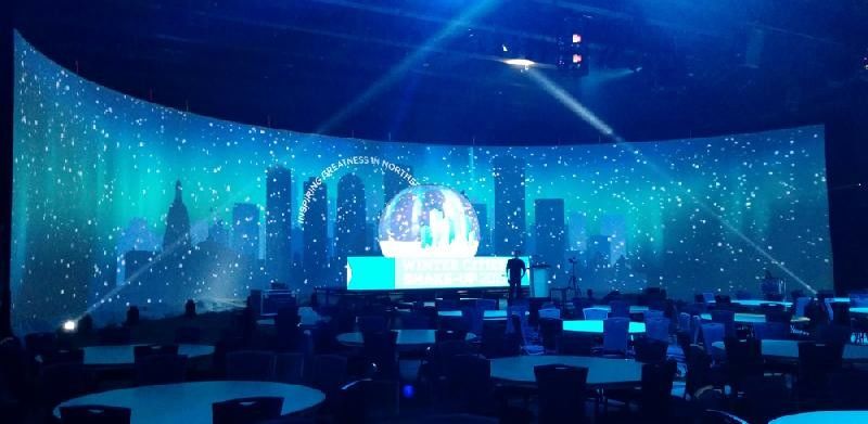 3840Hz IP65 Công nghệ màn hình sáng tạo, tường video LED linh hoạt đa màu